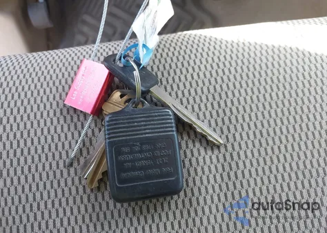 2006 Ford F-250 from USA, damaged, VIN 1FTSW20PX6ED14833